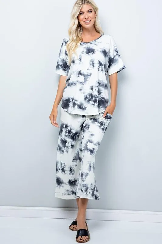 Pre-Order Cropped Wide-Leg Pants